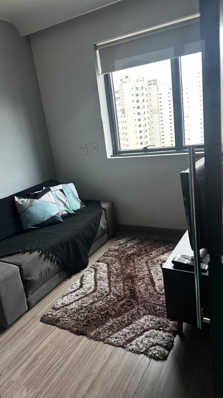 Flat Moema Refugio 1506 *